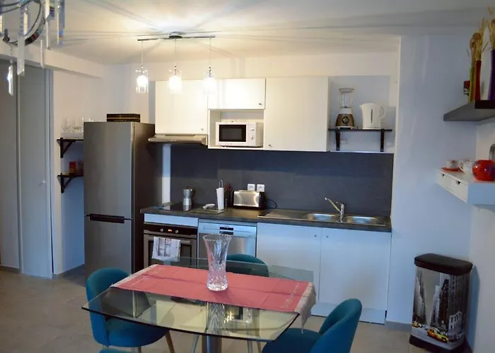 A De Buch * לה-טסט-דה-בוש